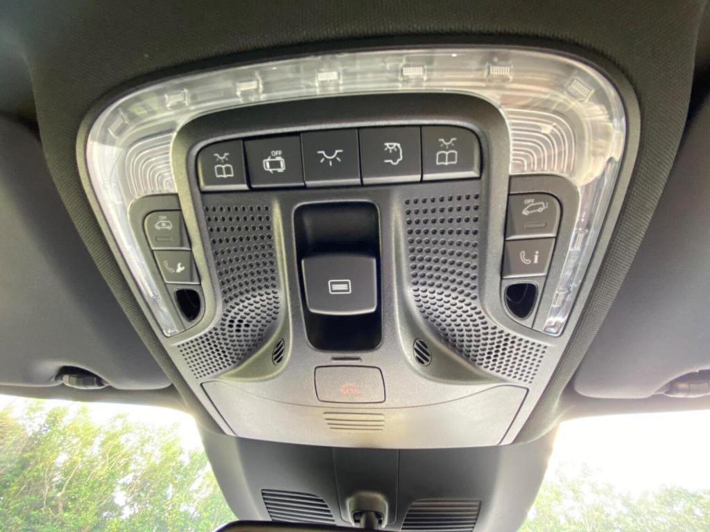 MERCEDES-BENZ V CLASS