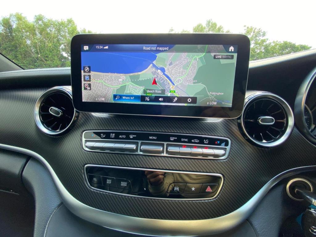 MERCEDES-BENZ V CLASS