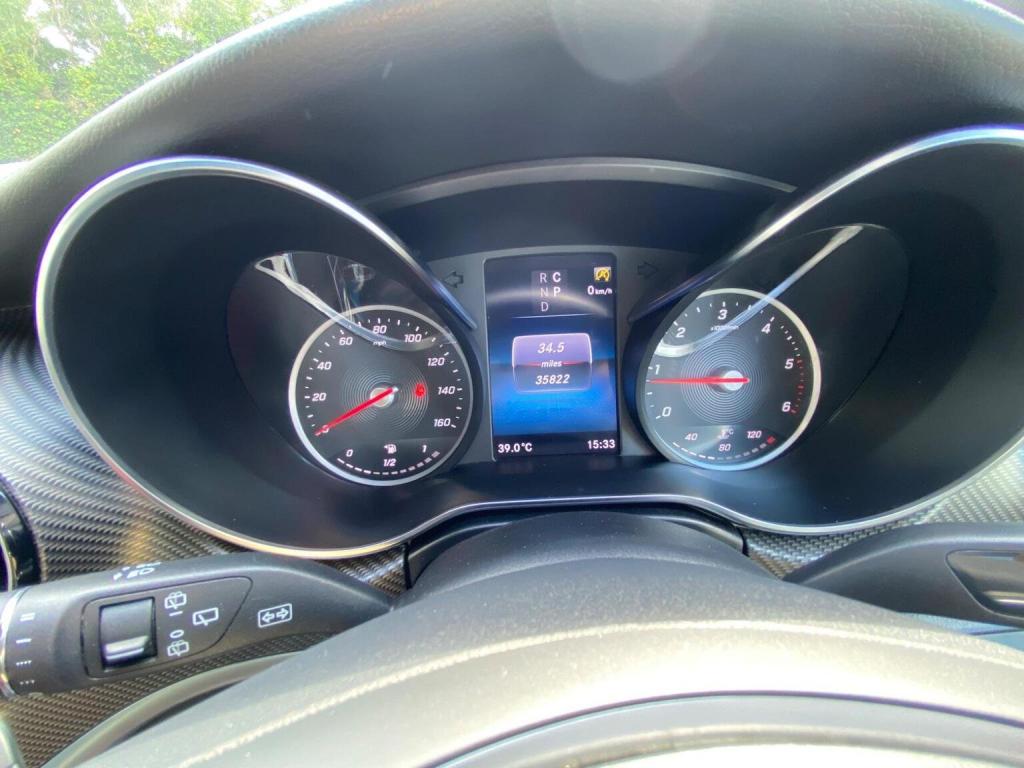 MERCEDES-BENZ V CLASS