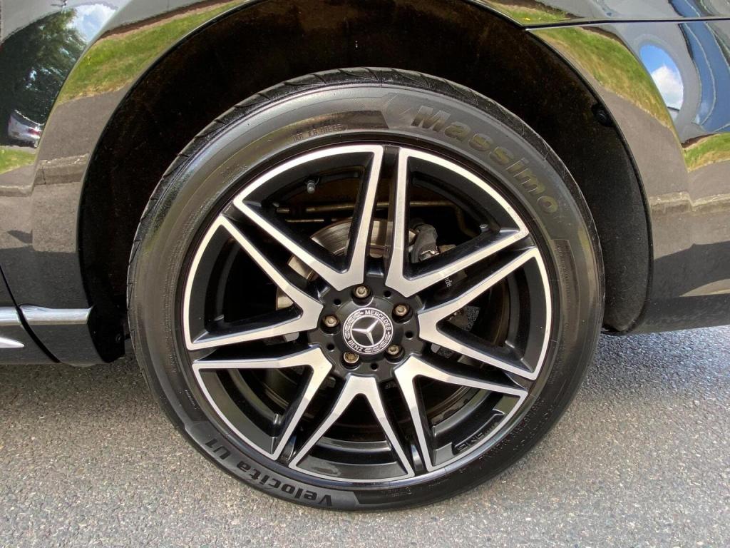 MERCEDES-BENZ V CLASS