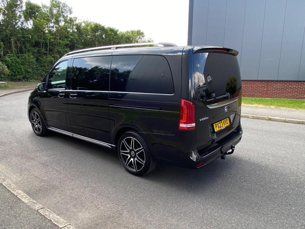 MERCEDES-BENZ V CLASS