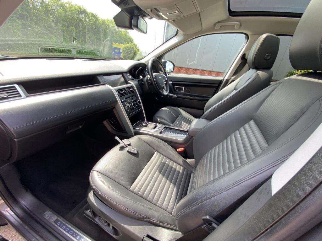 LAND ROVER DISCOVERY SPORT