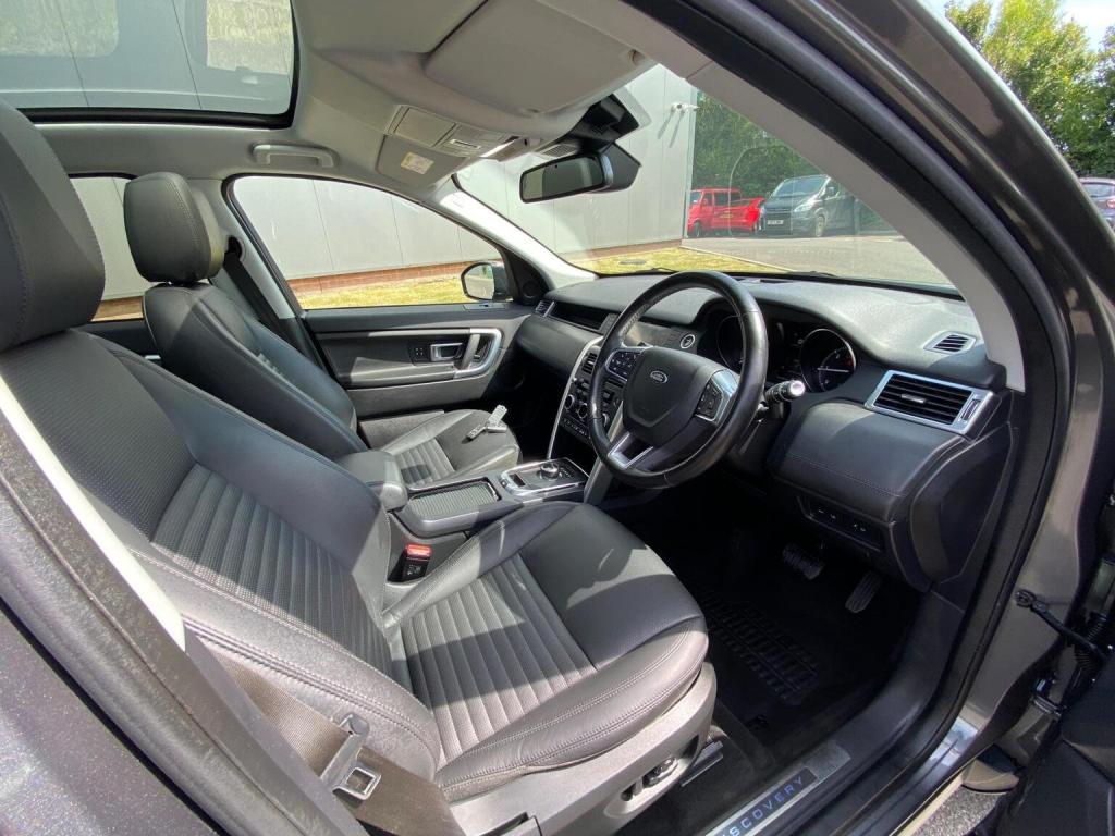 LAND ROVER DISCOVERY SPORT