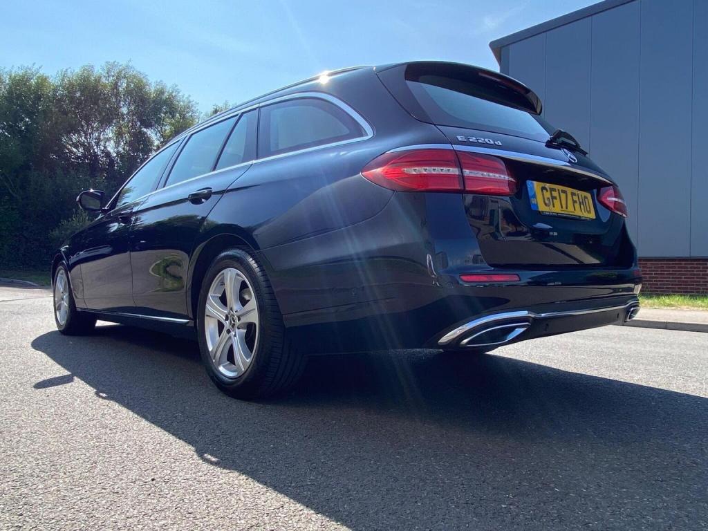 MERCEDES-BENZ E CLASS