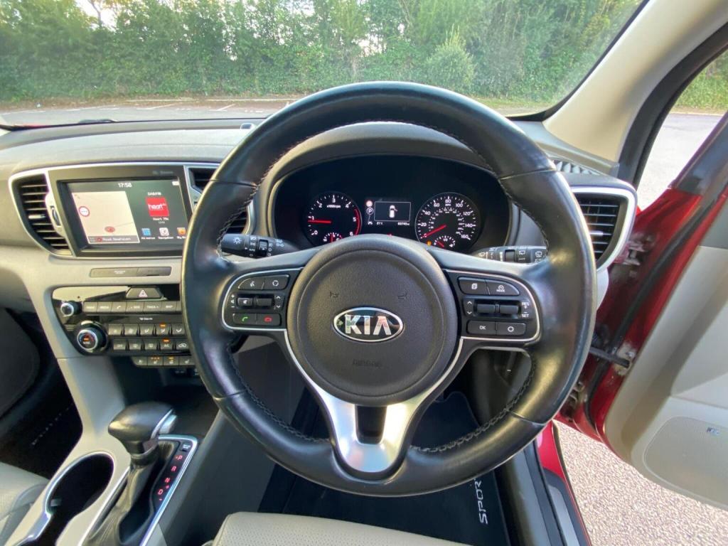 KIA SPORTAGE