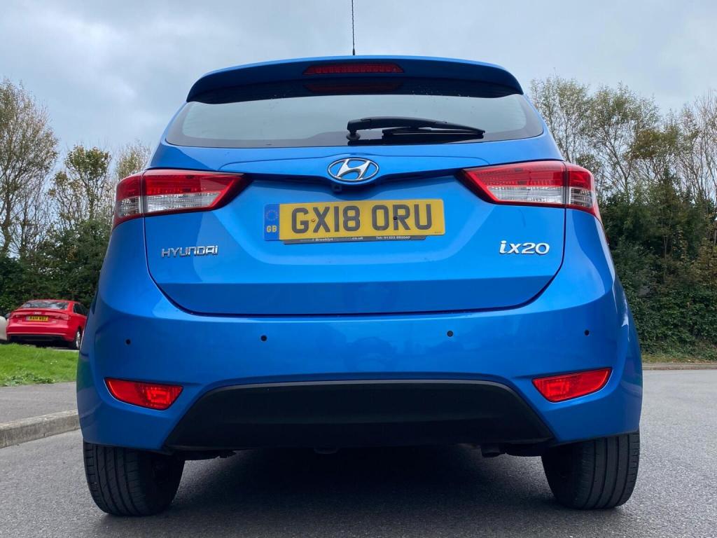 HYUNDAI IX20
