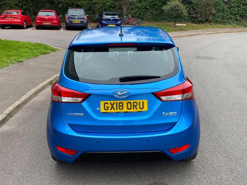 HYUNDAI IX20