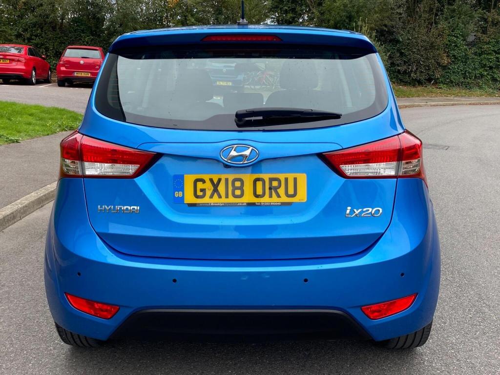 HYUNDAI IX20