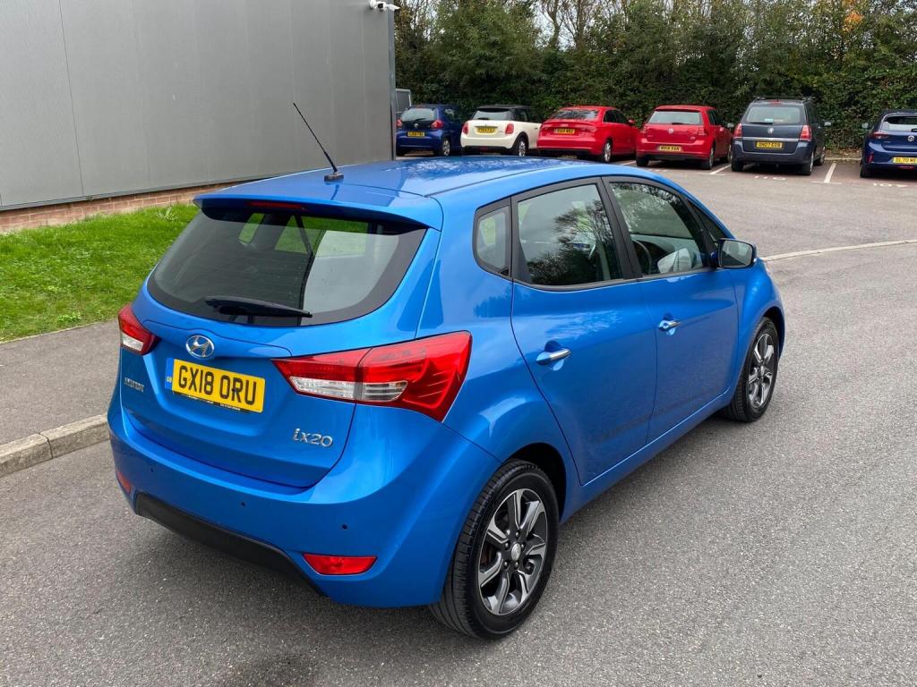 HYUNDAI IX20