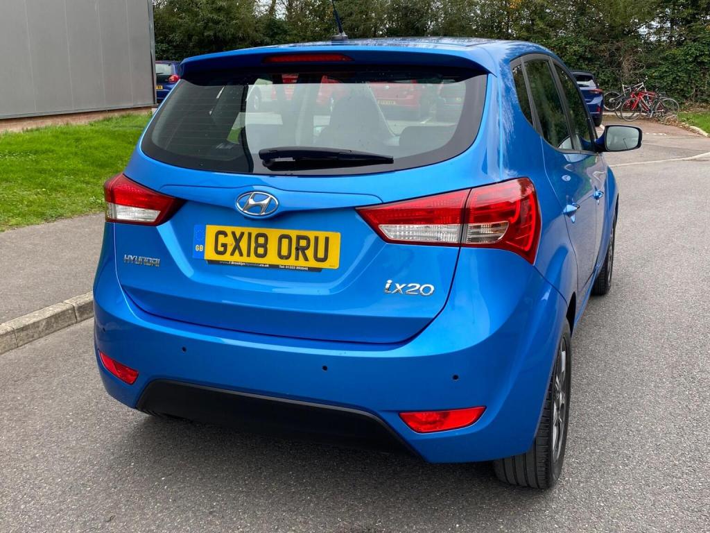 HYUNDAI IX20