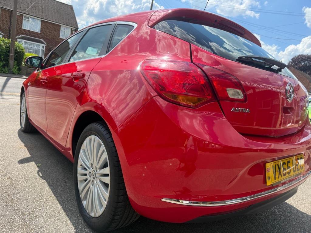 VAUXHALL ASTRA