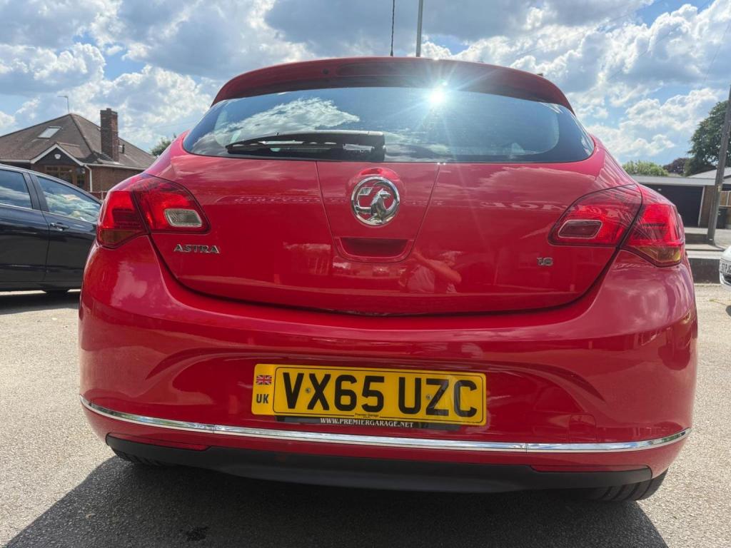VAUXHALL ASTRA