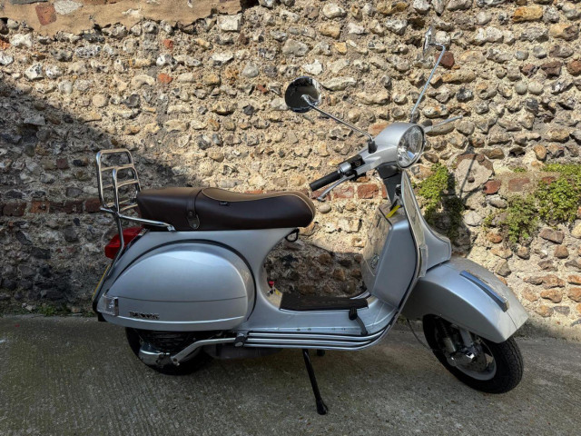 PIAGGIO Vespa