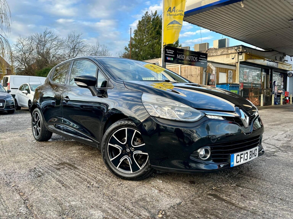 RENAULT CLIO 1.2 16V Dynamique MediaNav Euro 5 5dr
