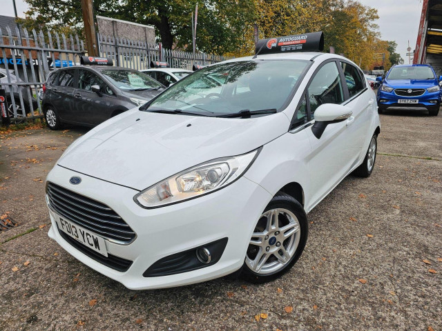 FORD FIESTA