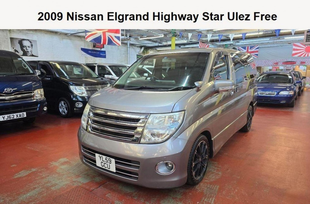 NISSAN ELGRAND