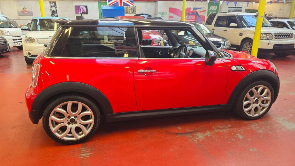 MINI HATCH COOPER