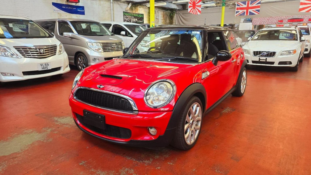 MINI HATCH COOPER