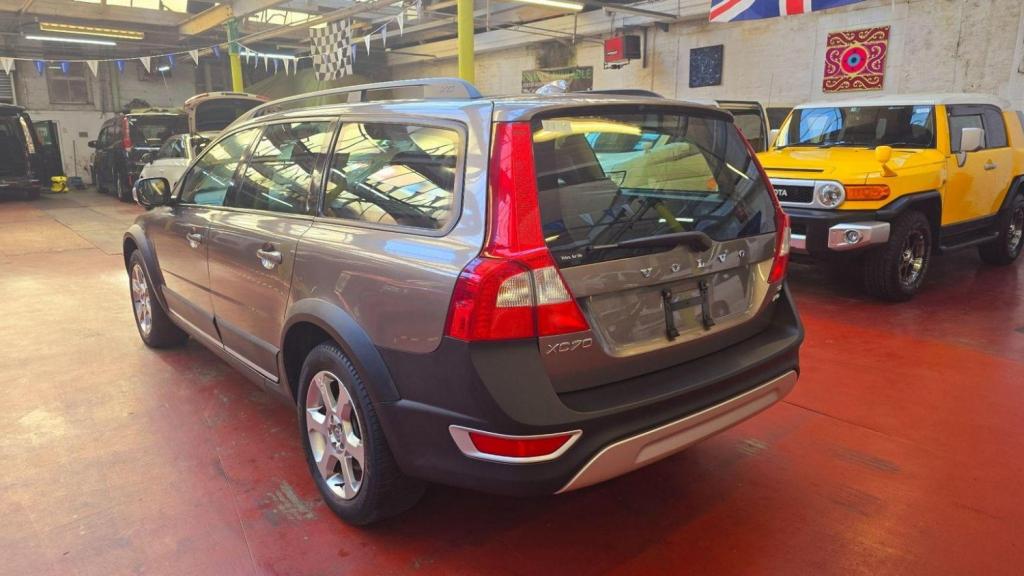 VOLVO XC70