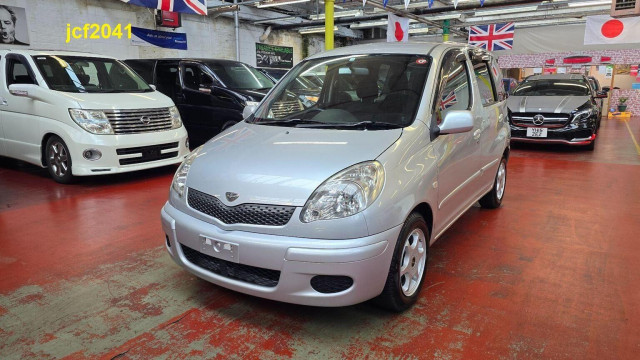 TOYOTA YARIS VERSO