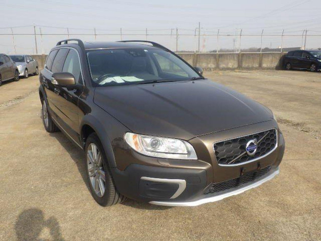 VOLVO XC70