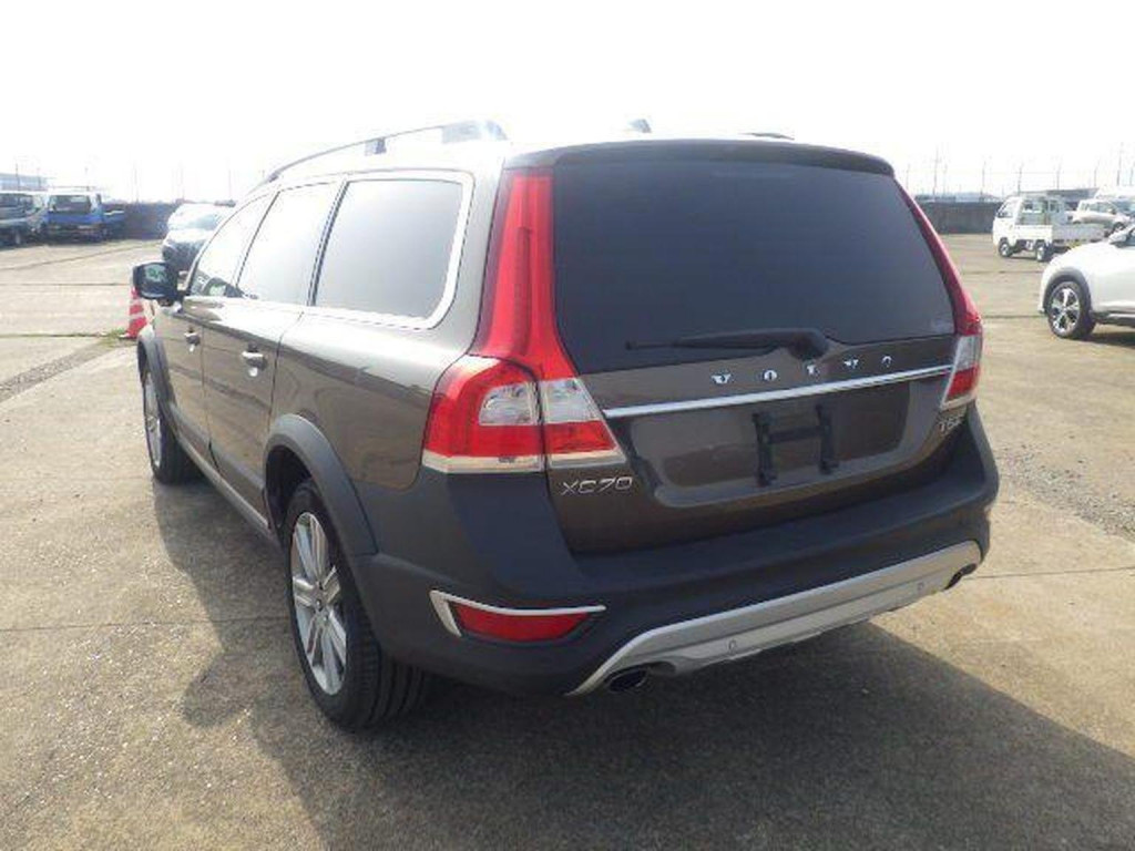 VOLVO XC70