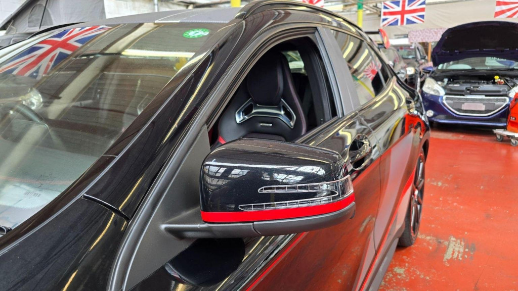 MERCEDES-BENZ GLA CLASS