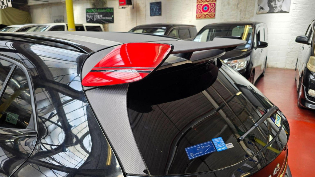 MERCEDES-BENZ GLA CLASS