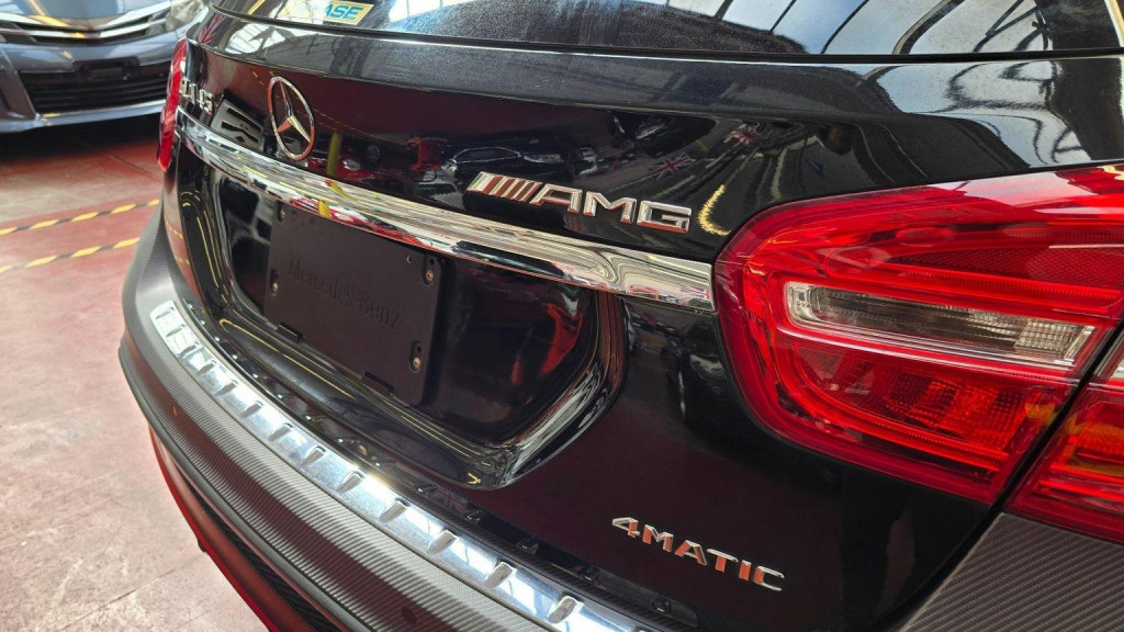 MERCEDES-BENZ GLA CLASS