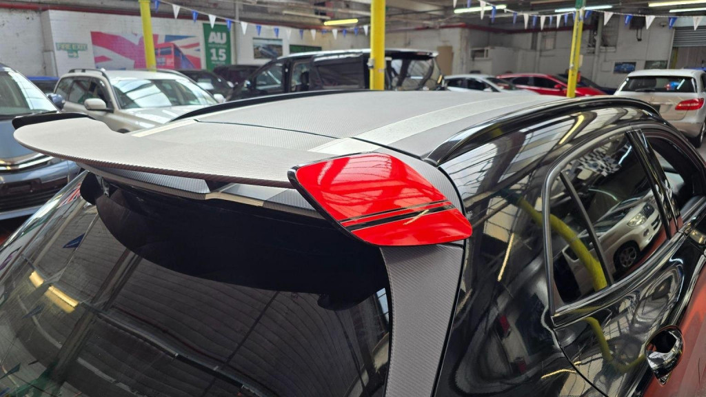 MERCEDES-BENZ GLA CLASS