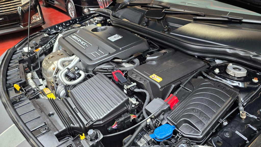 MERCEDES-BENZ GLA CLASS