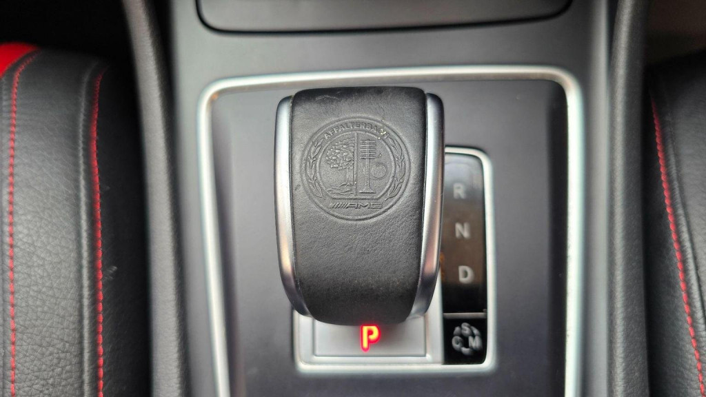 MERCEDES-BENZ GLA CLASS