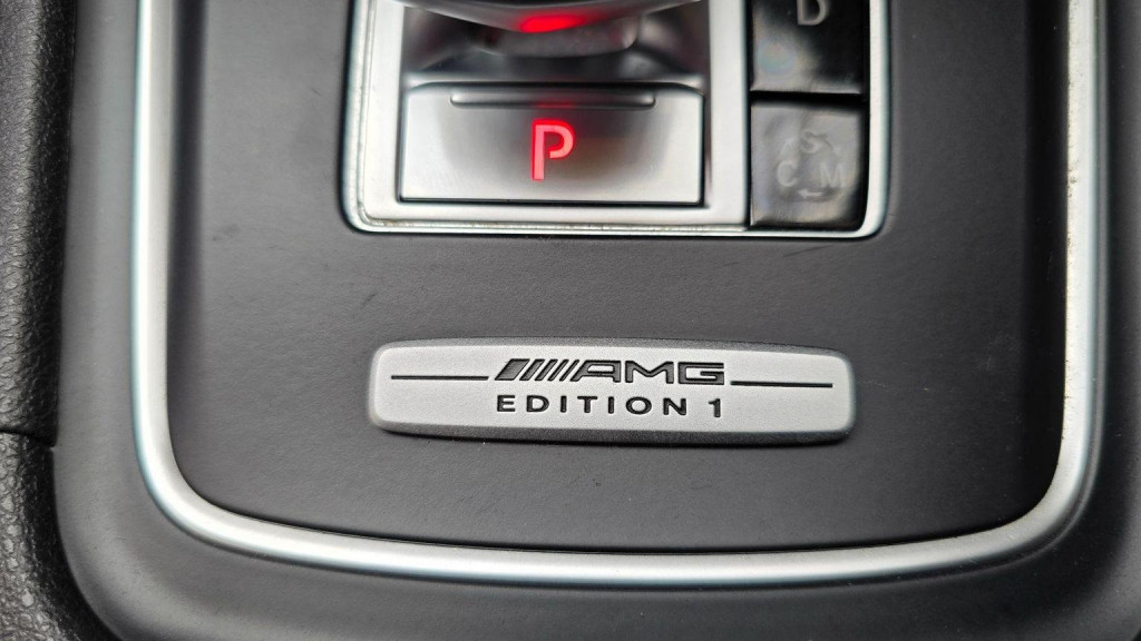 MERCEDES-BENZ GLA CLASS