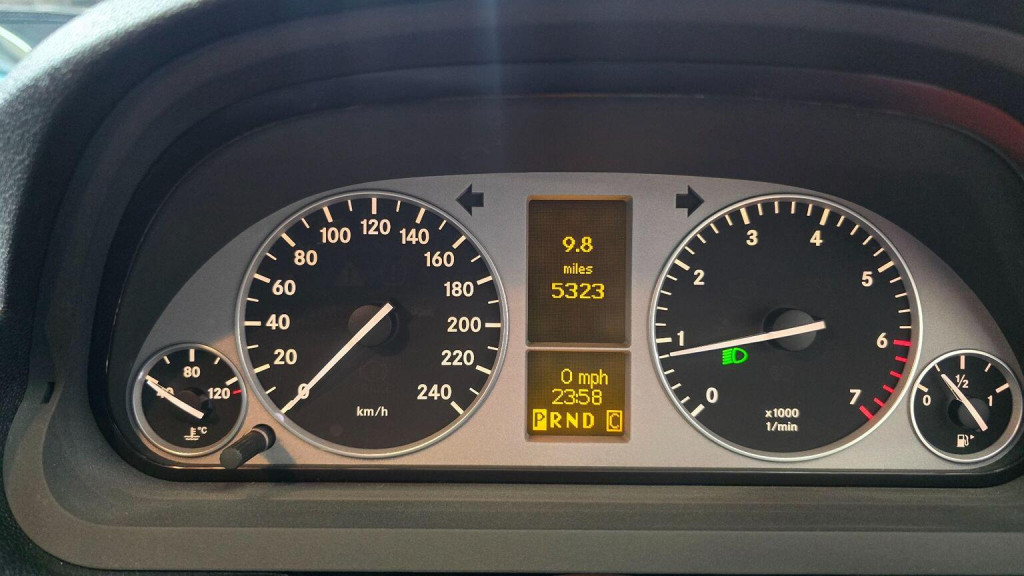 MERCEDES-BENZ B CLASS