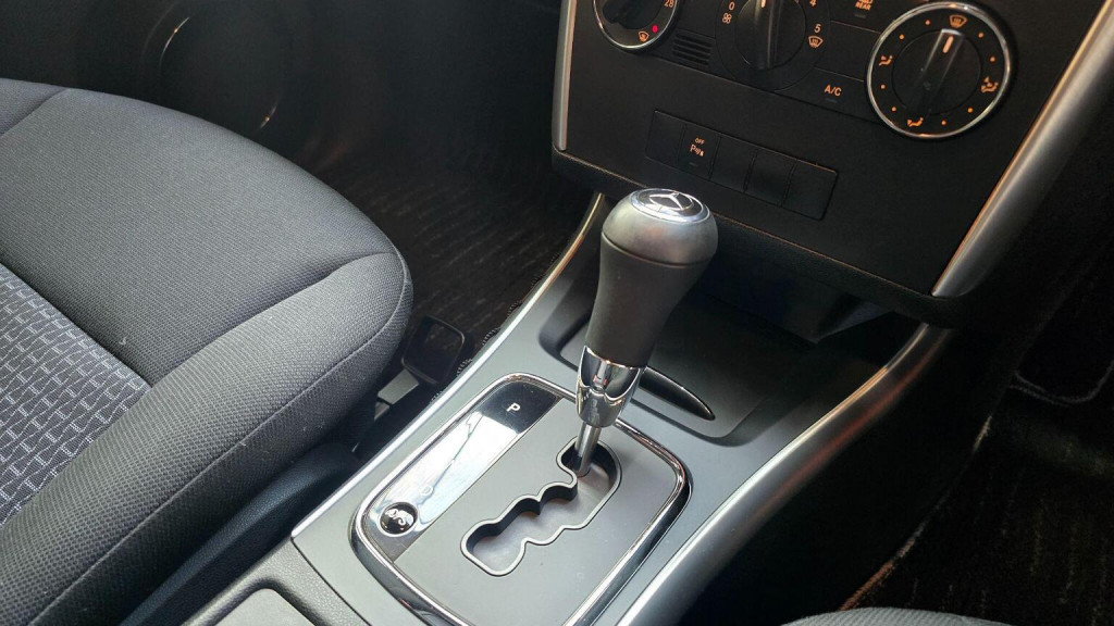 MERCEDES-BENZ B CLASS