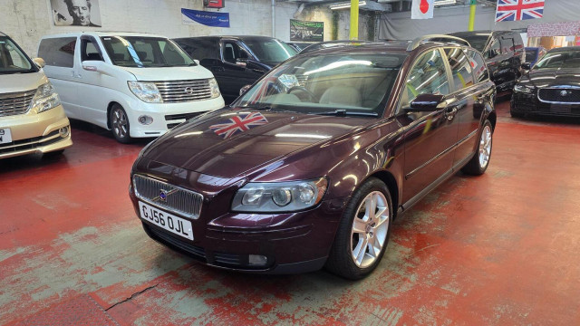 VOLVO V50