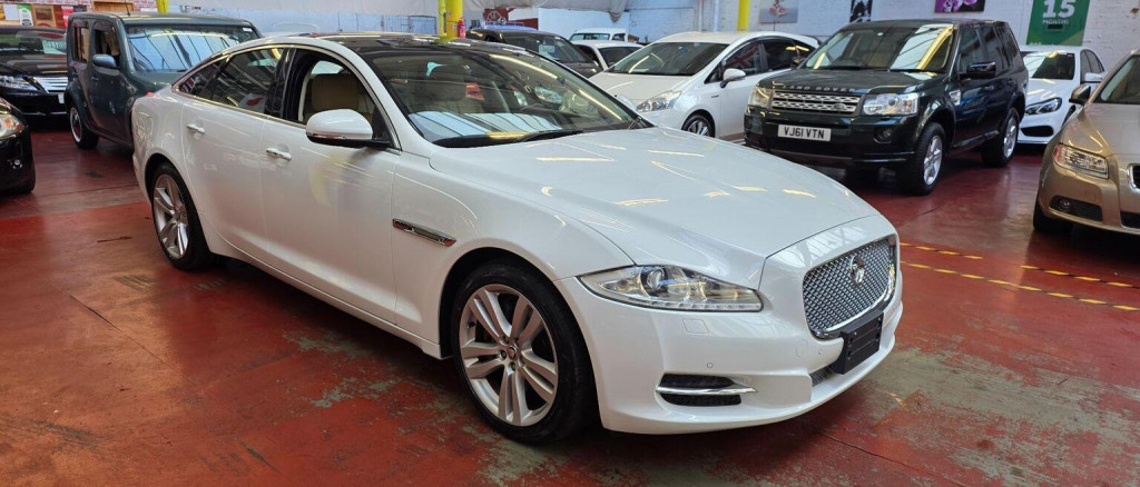 JAGUAR XJ
