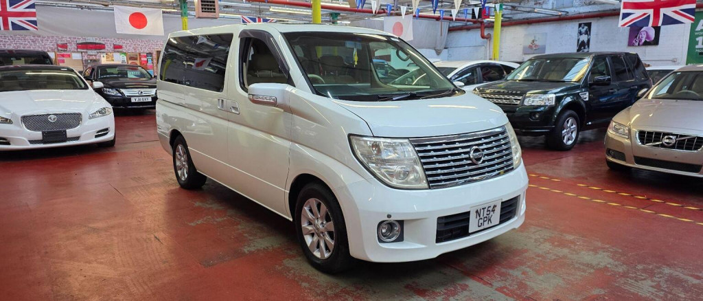 NISSAN ELGRAND