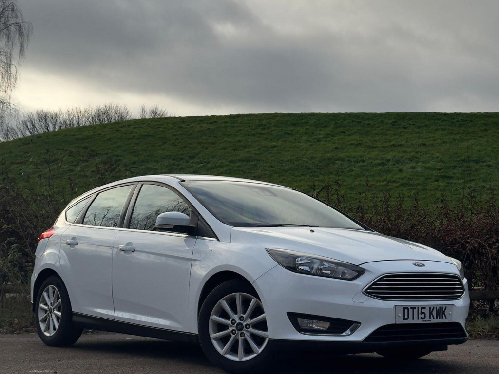 FORD FOCUS 1.0 T EcoBoost Titanium