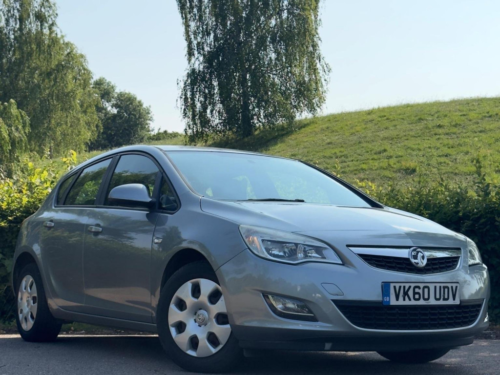 VAUXHALL ASTRA 1.6 16v Exclusiv Euro 5 5dr