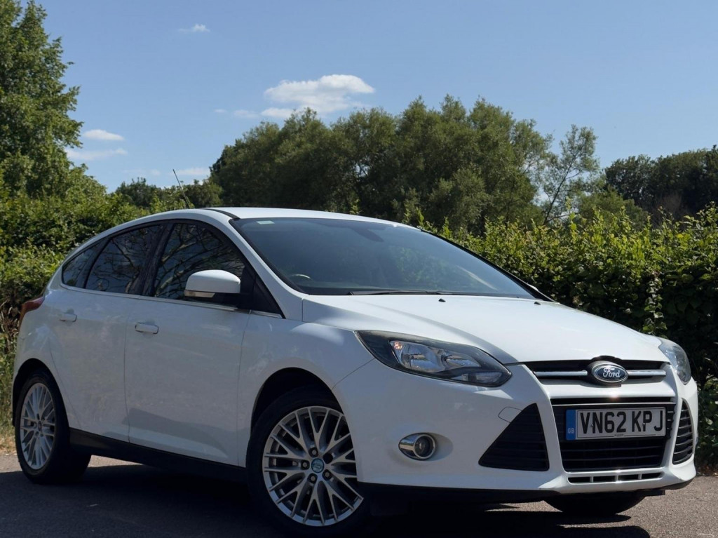 FORD FOCUS 1.0T EcoBoost Zetec Euro 5 (s/s) 5dr