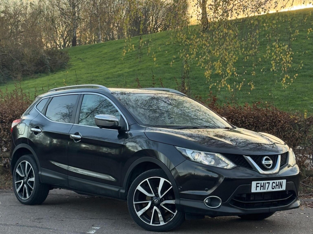 NISSAN QASHQAI 1.2 DIG-T Tekna XTRON 2WD Euro 6 (s/s) 5dr