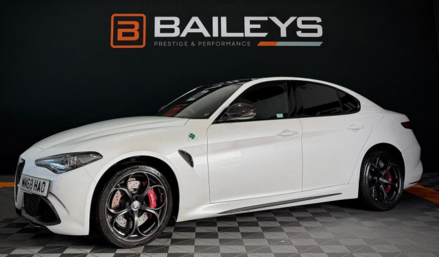 ALFA ROMEO GIULIA 2.9 V6 Bi-Turbo Quadrifoglio Auto Euro 6 (s/s) 4dr