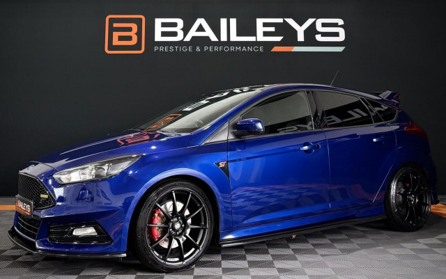 FORD FOCUS 2.0T EcoBoost ST-3 Euro 6 (s/s) 5dr