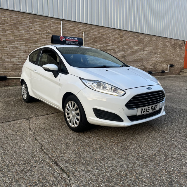 FORD FIESTA 1.3 Style