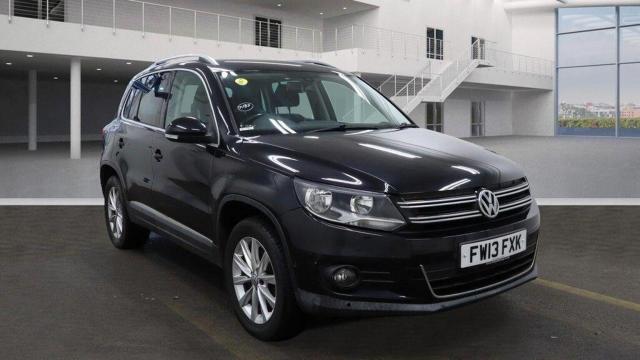 VOLKSWAGEN TIGUAN 2.0 TDI BlueMotion Tech SE DSG 4WD Euro 5 (s/s) 5dr