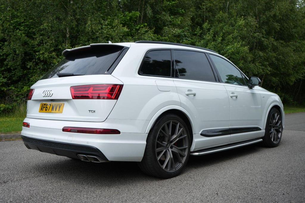 AUDI SQ7