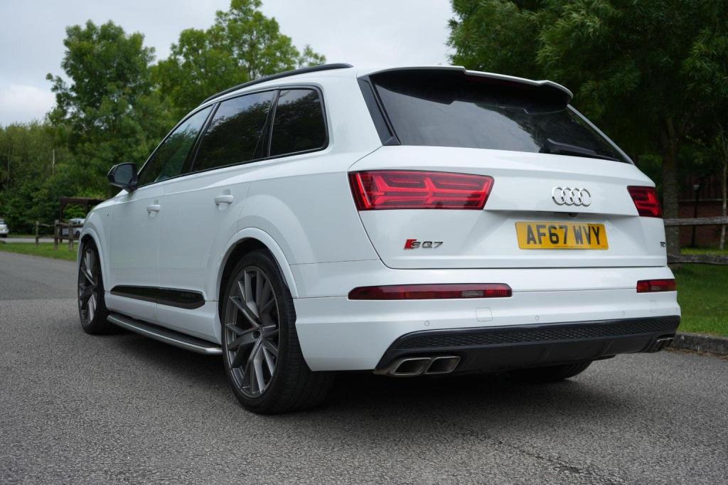 AUDI SQ7