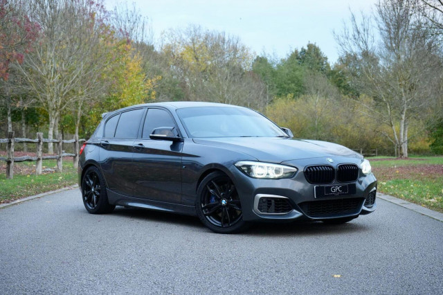 BMW 1 SERIES