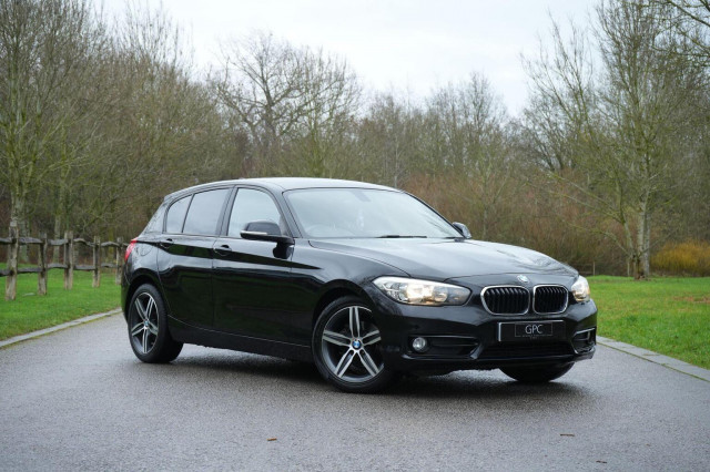 BMW 1 SERIES